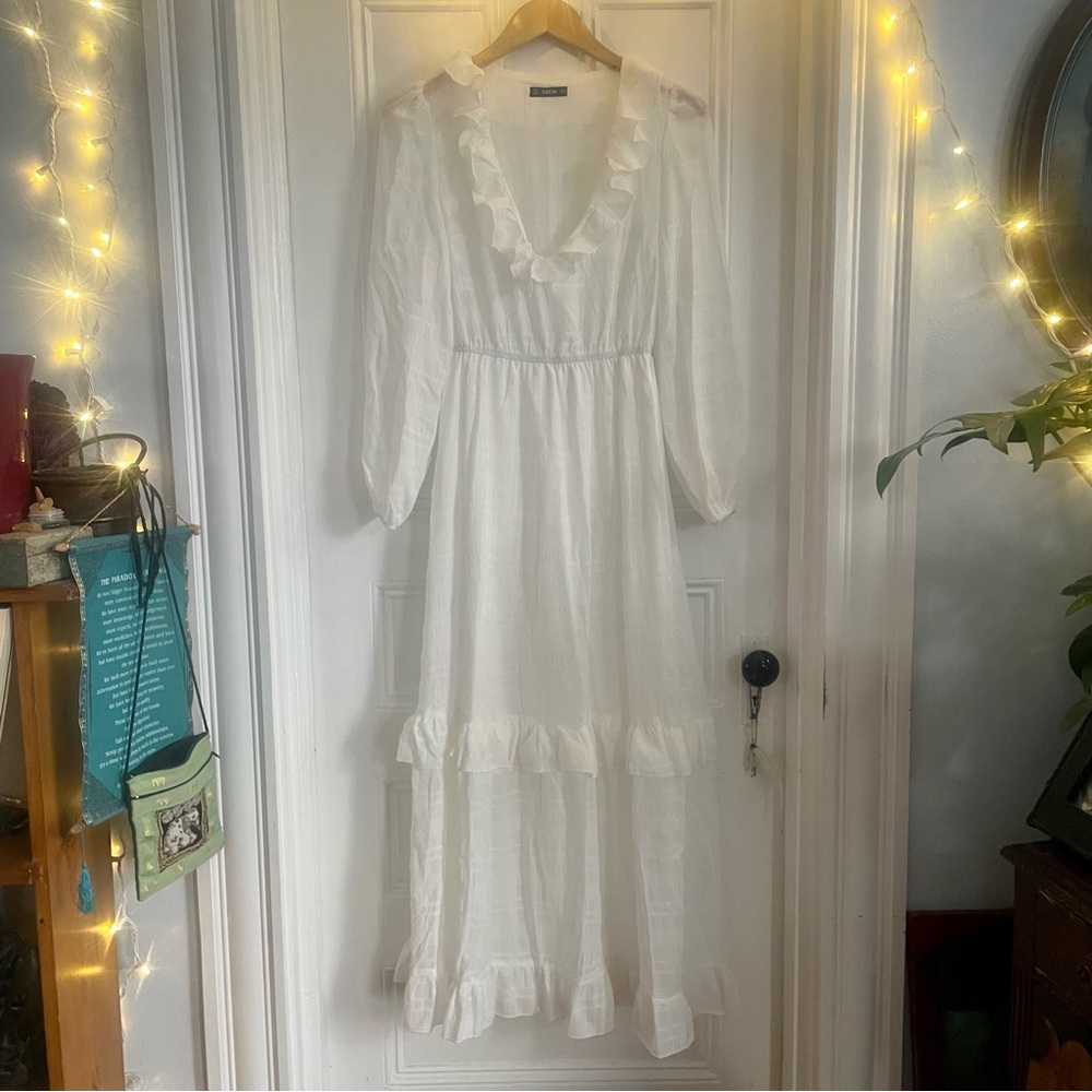 NWT Ruffle V neck maxi - Picture 2 of 8